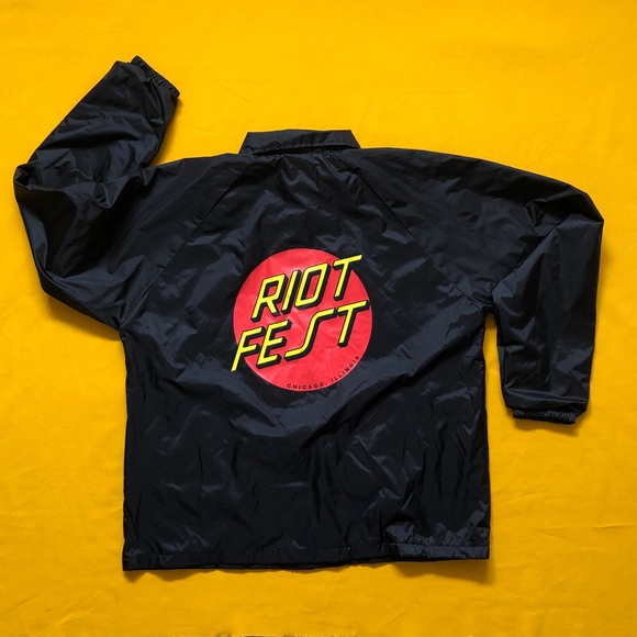 RIOT FEST CHICAGO Jacket size Large - Picture 4 of 4